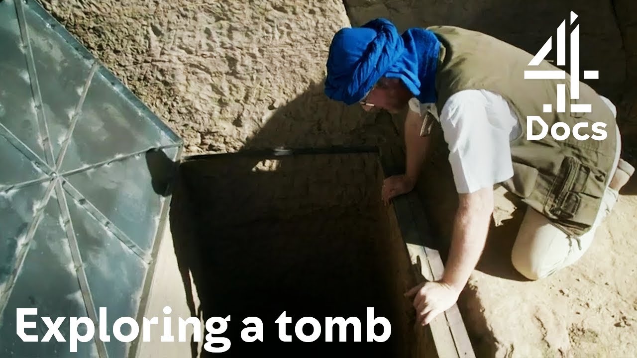 Film backdrop image for Egyptologist Opens an Unexplored Tomb & Makes Extraordinary Discovery (2020)