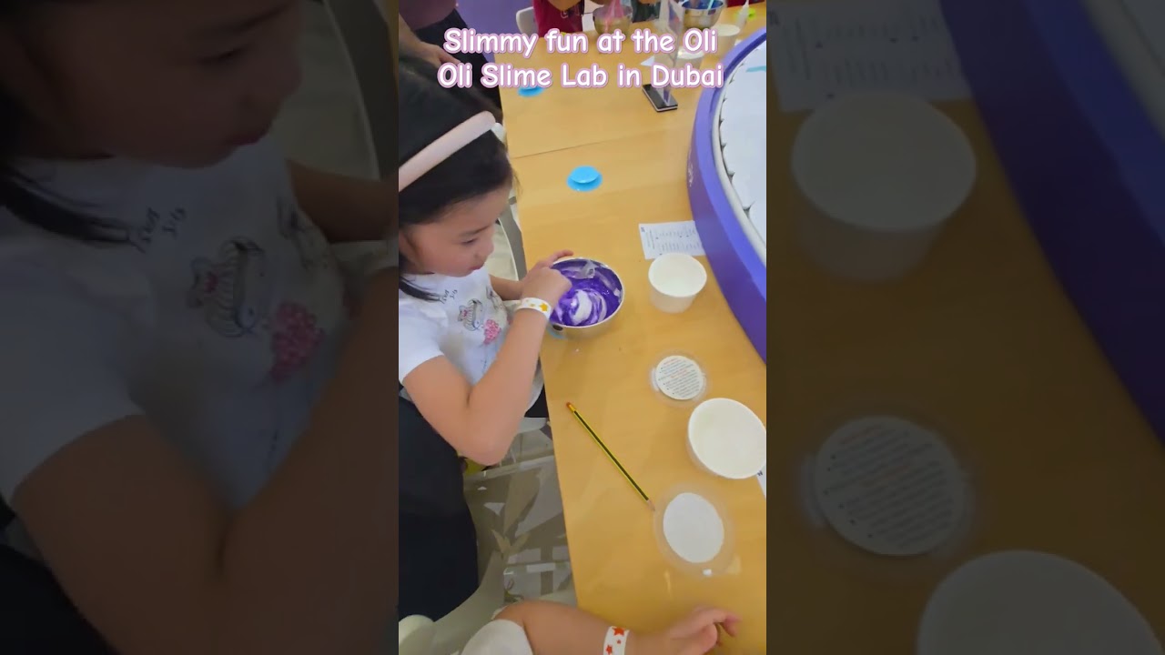 We made our very own slime at the Slime Lab in Oli Oli Dubai! #slime #indoorplayground #Dubai