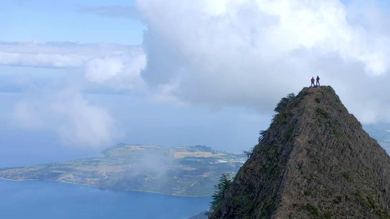 DJI MAVIC AIR 2] Trekking Pico Toribio 4k - Chile - YouTube
