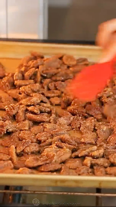 How to Make Candied Pecans (Easy Recipe) #shorts