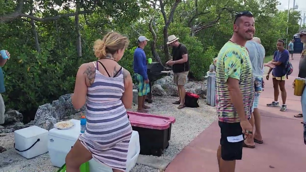 Boot Key Harbor Happy Hour