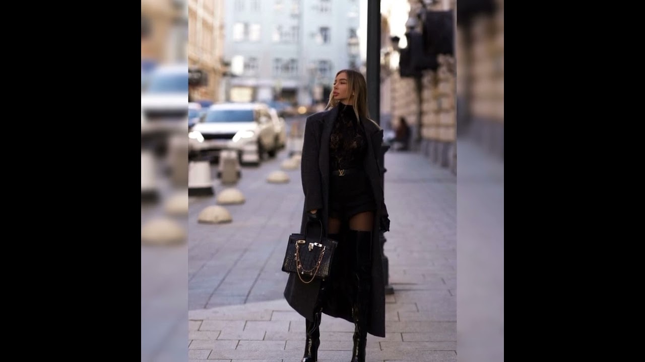 ⁣Super sexy outfits with leather boots and skirts 