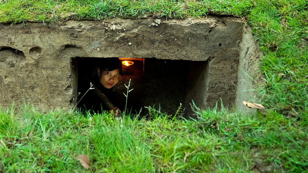 Girl Living Off Grid Built The Most Secret Underground House to Live in ...