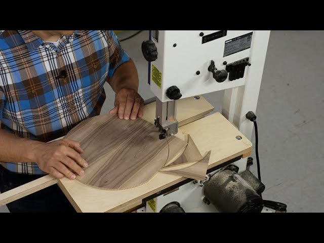 Easy Circle Cutting Jig and No Centre Hole Template For Your Router 