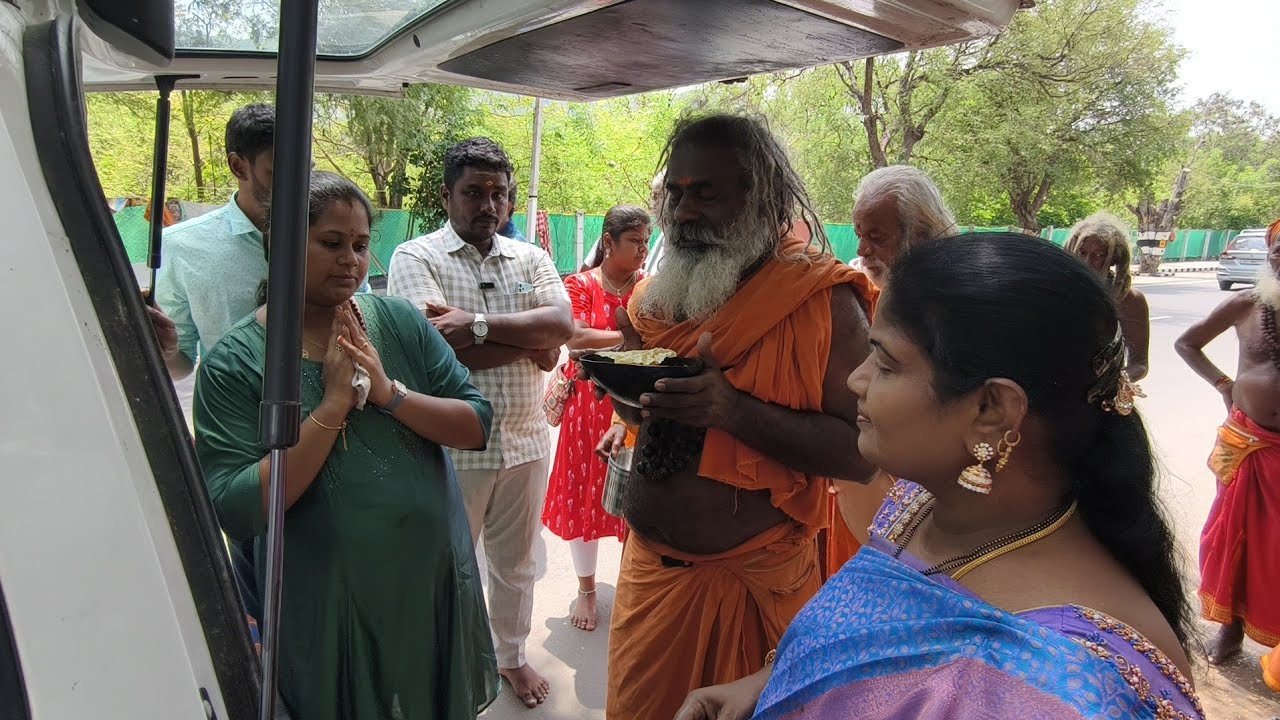 Thiruvannamalai sadhu Annadhanam