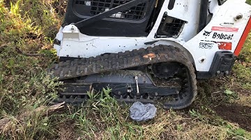 Bobcat T595 Track Slip Off