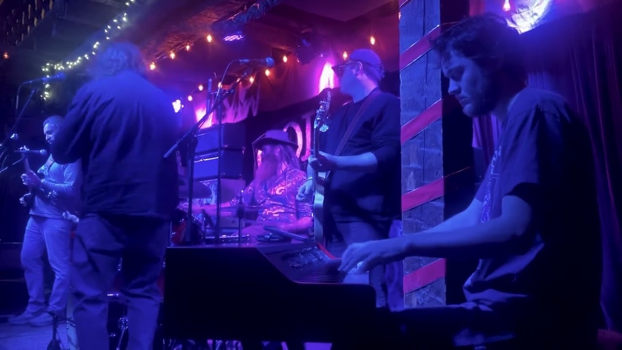 Dead cover band Wolfman Jack doing Big Railroad Blues at the Colony, Woodstock 12/19/25 