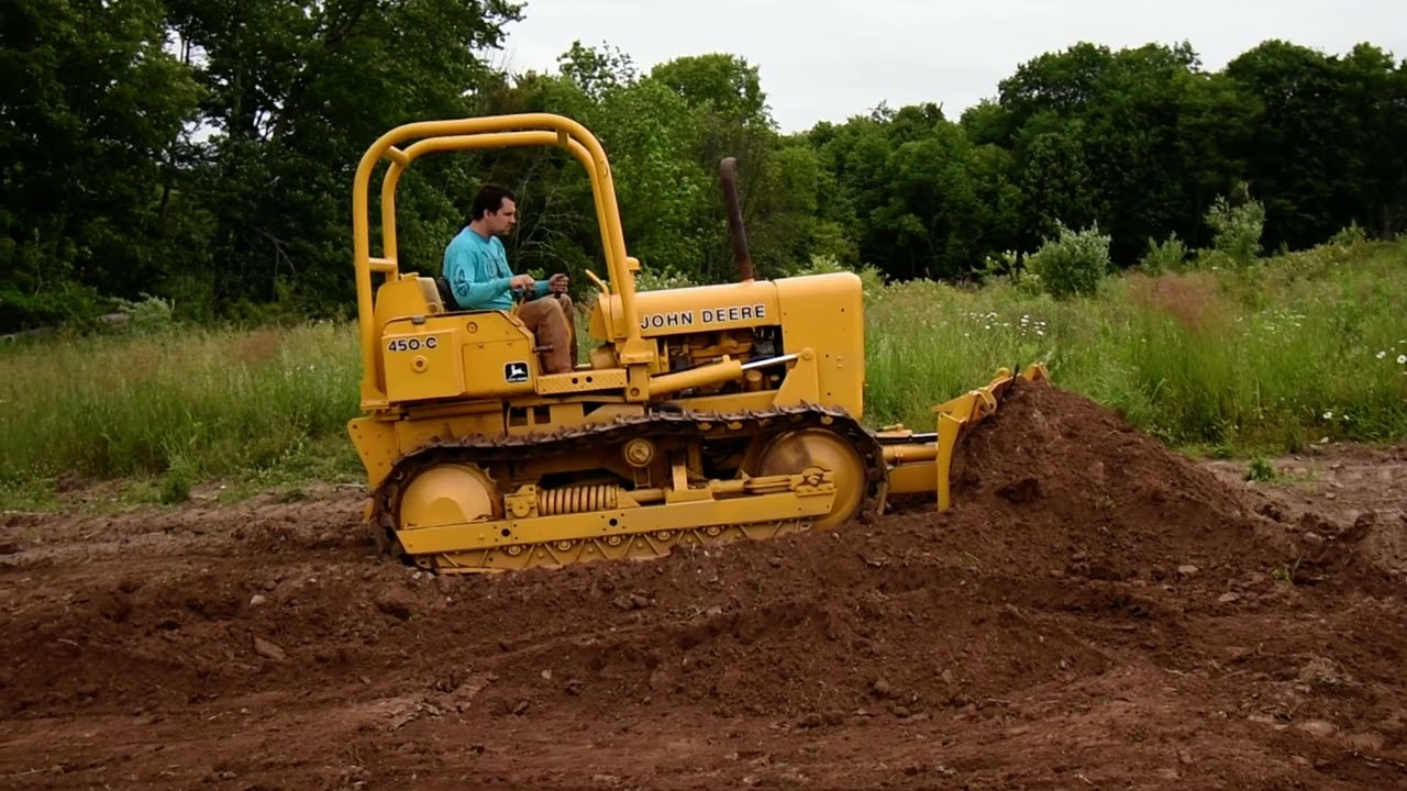 Lot 182 - John Deere 450C Dozer