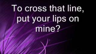 Keith Urban Kiss A Girl (w/ lyrics)