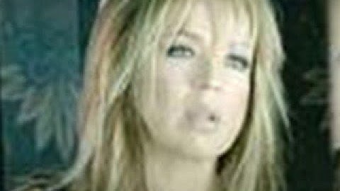 ednita nazario,me quedo aqui abajo