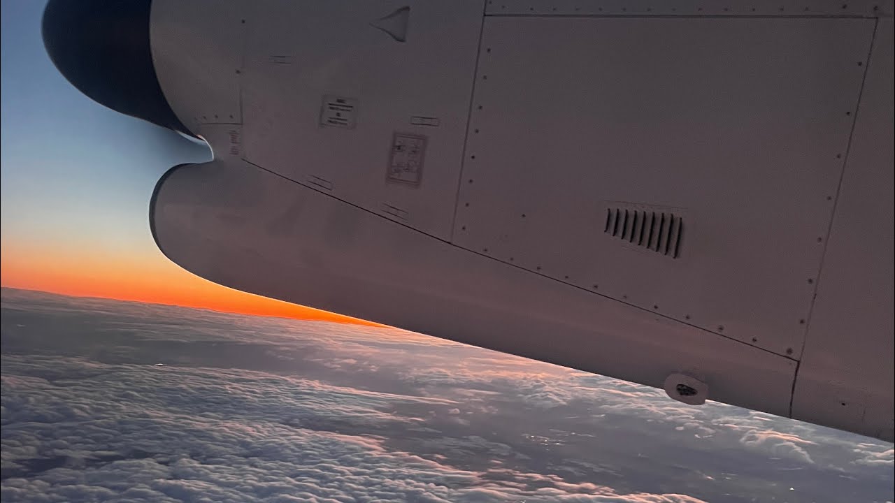 Turbulent arrival into Oslo Gardemoen/ENGM | Luxair Q400 - YouTube