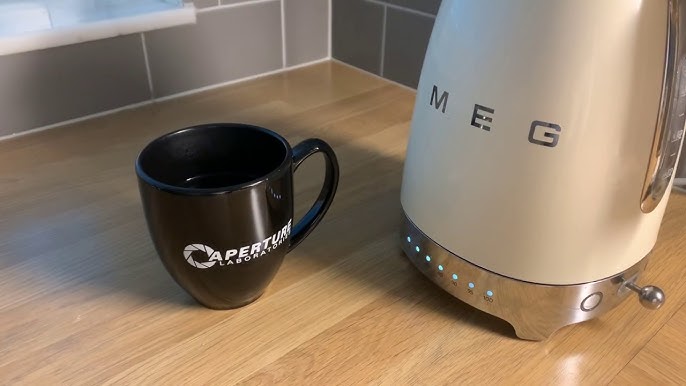 SMEG Kettle — The Good Bower