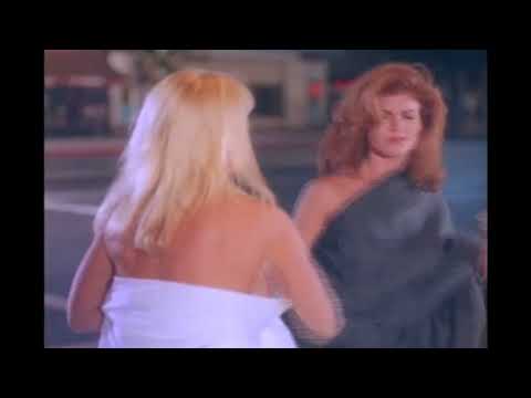 Movie Catfight - Blond Heroine punches out Villainess