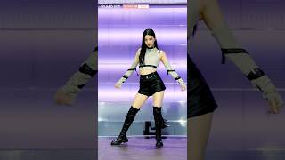 [선공개] 유니버스 티켓 | #이수안 #LEESUAN 개인 무대 직캠 (FanCam)