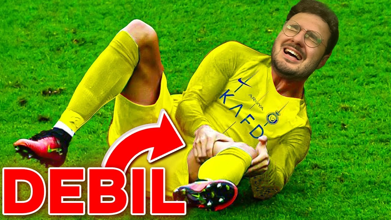 DEBILE KOPIĄ PIŁKĘ