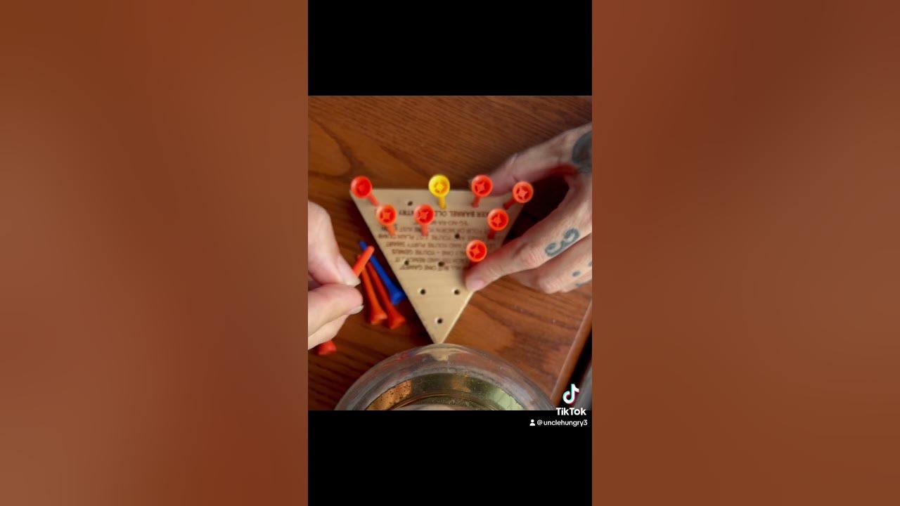 Cracker barrel peg game leave 1 peg every time youtube