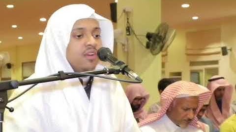 وَقَضَىٰ رَبُّكَ أَلَّا تَعْبُدُوا إِلَّا إِيَّاهُ وَبِالْوَالِدَيْنِ إِحْسَانًا)القارئ عمر الدريويز