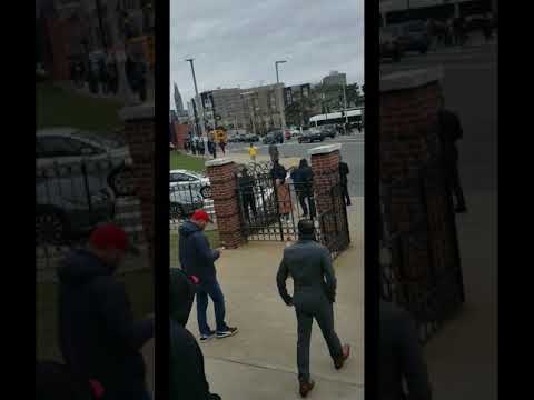 Boston Police Responding Code 3 Shoot Fire