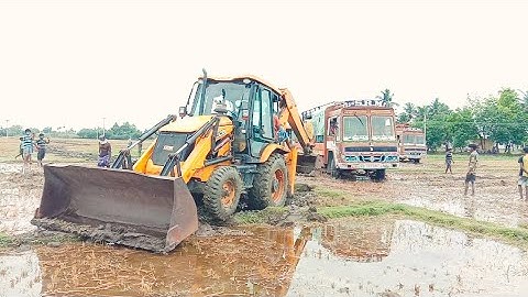 Borewell Lorry stuck ni Heavy mud pulling out Two JCB 3DX machine pulling JCB and Lorry Video PART 1