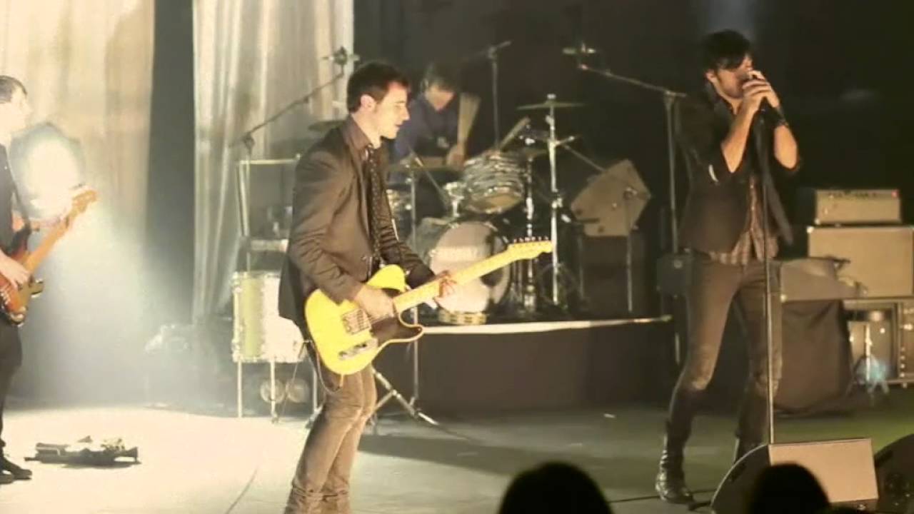 Second - Invisible (Directo) 15