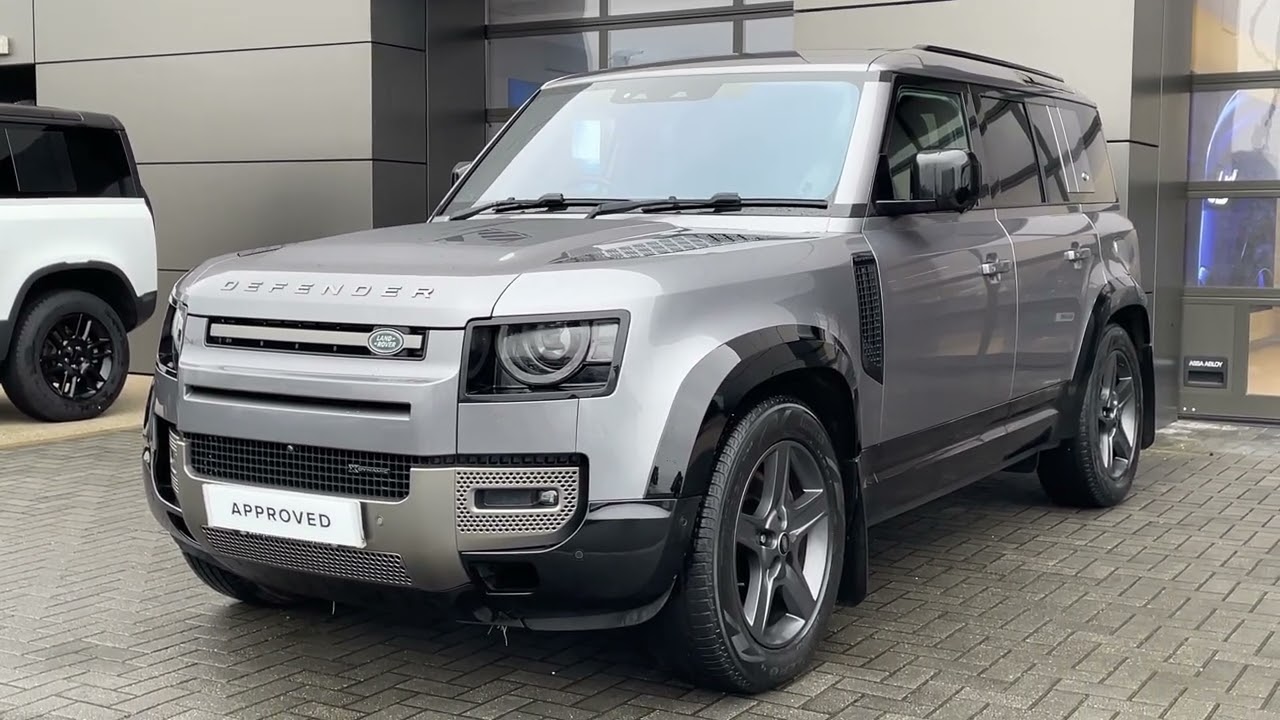 Land Rover Defender 110 P400e X-Dynamic SE | Eiger Grey Plug-In Hybrid - KR71DWC