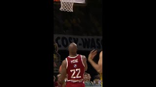 Isiaha Mike with the flush
