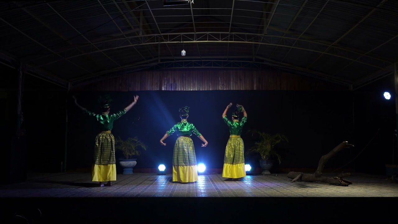 Tari Kreasi FLS2N 2024 SMP Negeri 1 Baubau