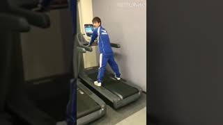 funny pants get removed #cardio #Treadmill #Funnyfails  #incidents #fitness #freak #bodybuilding #gy