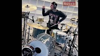 Download Mp3 Adele - Easy On Me (Travis Barker's Drum) 🔥 😍 Gudang lagu Download Mp3 Adele - Easy On Me (Travis Barker's Drum) 🔥 😍