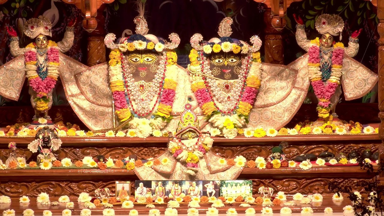 LIVE ISKCON Govardhan || Gaura Ārati 
 02-03-2026