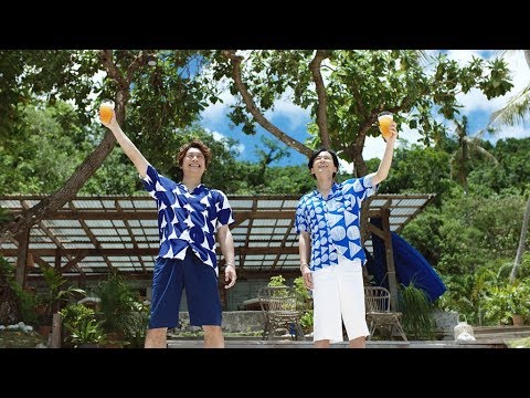 稲垣吾郎＆香取慎吾、仲良く追いかけっこ