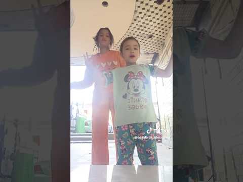 امك وعيالها احلي رقص ومع اقوه مهرجان