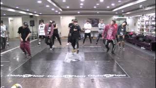 [CHOREOGRAPHY] BTS (방탄소년단) '진격의 방탄 (Attack on BTS)' Dance Practice