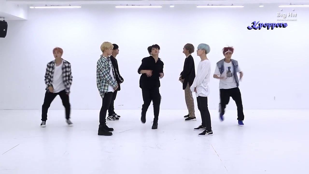 BTS & TWICE DANCING ON SURAIYYA SONG (THUGS OF HINDUSTAN) || KOREAN MIX ||