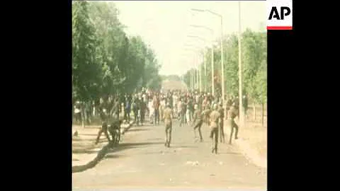 UPITN 6 2 71 POLICE FIRE AT STUDENT MOB