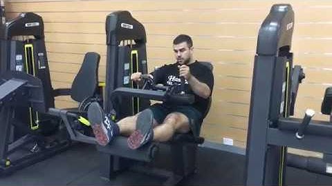 BODY IRON PLATINUM LEG EXTENSION & CURL MACHINE