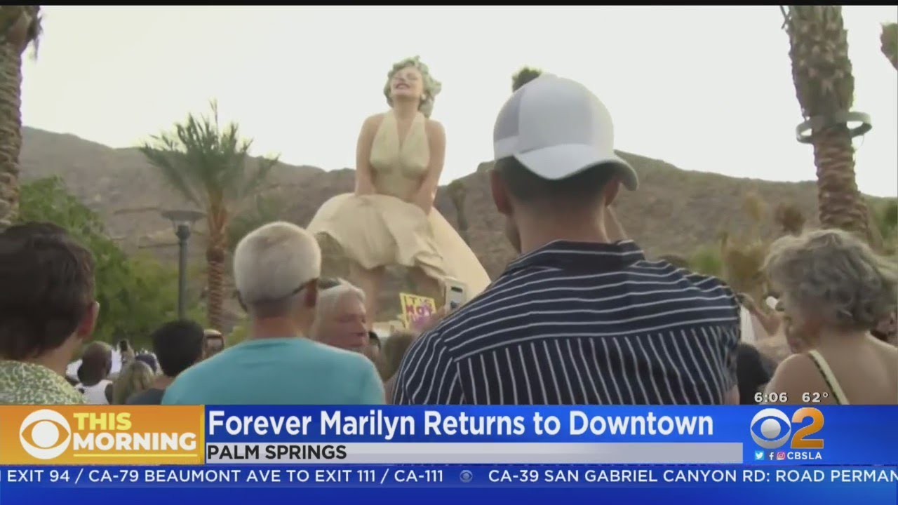 Palm Springs, CA - Giant Marilyn Monroe