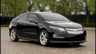 Chevy Volt All Electric Plugin Vehicle - Walkaround Review By Casey Williams