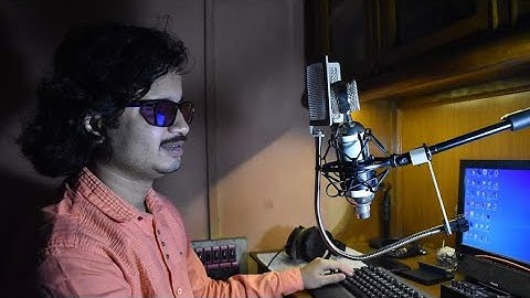 Casual Microphone shootout by Pradip Sikdar | 7 condensor microphones in total | Room environment