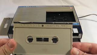 У немцев был свой стандарт магнитофонных  компакт-кассет: 