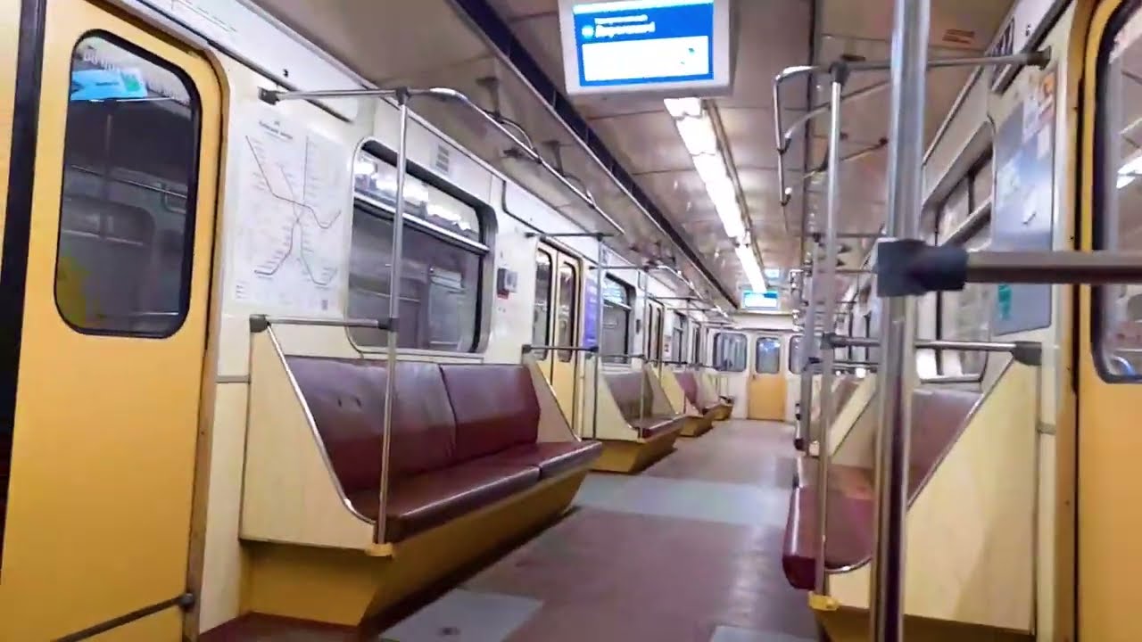 Обзор 81-714  Сырец-Дорогожичи. М3. СПЛ. Метро.Киев. Отправление поезда. Дворец Спорта.