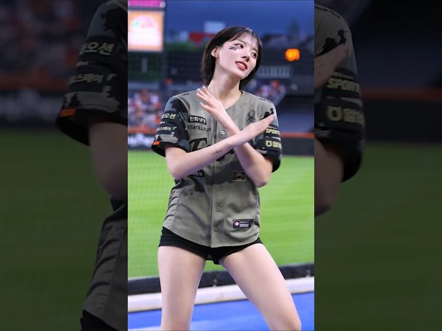 ????REDRED???? - CORTIS (코르티스)???? 공연 6 하지원 Ha Ji-won 河智苑 치어리더 직캠 fancam