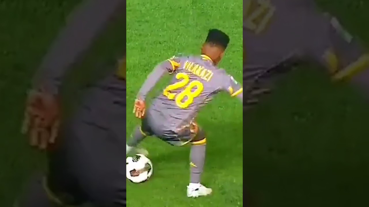 Mfundo Vilakazi Skills On Nuno Santos Mamelodi Sundowns 1 - 1 Kaizer Chiefs #betwaypremiership
