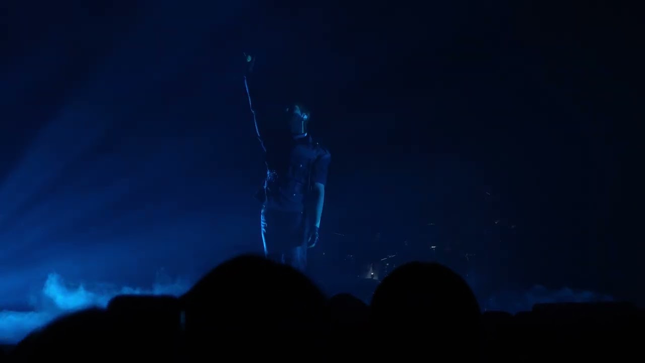 #2 260201 ONEW THE LIVE - No Parachute, 여우비 (Yeowoobi)