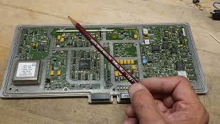 #2659 1GHz VCO using Transmission Line Resonator