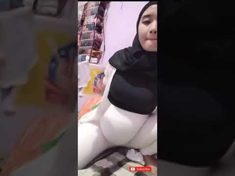 jilbab bumil live legging putih tembem aduduy(4)🍑🤤💦