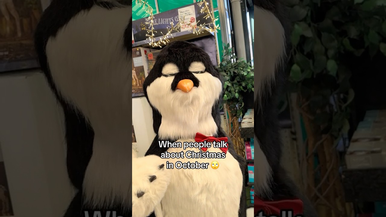 🎄❌ #happyhalloween #halloween #halloweenmeme #spookyseason #christmas #christmas2024 #animatronic