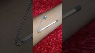 Safety pin laa MOM haa🧷🤱Aiyo epadiya pannuvaga🔥😱#trending#mehandi#mom#love#hack#tricks#shorts#top#ne