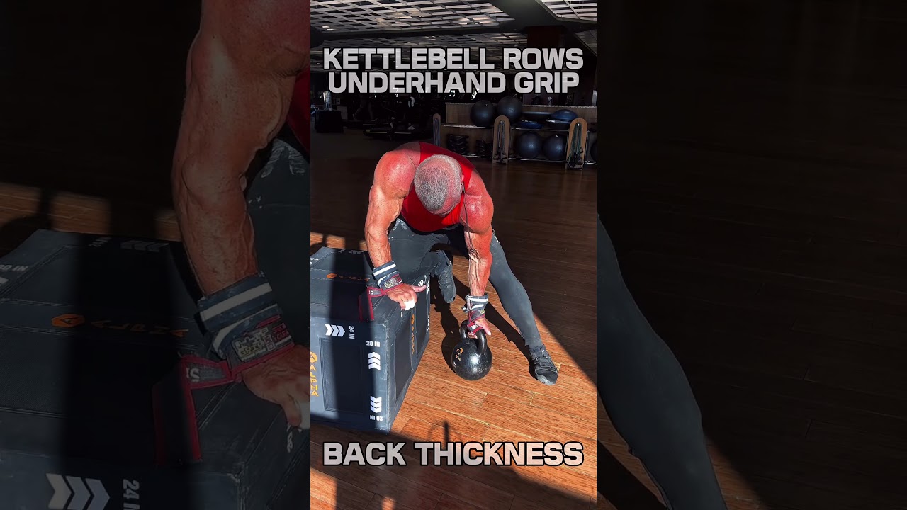 UNDERHAND GRIP KETTLEBELL ROWS #workout #motivation #muscle #workouttips #back