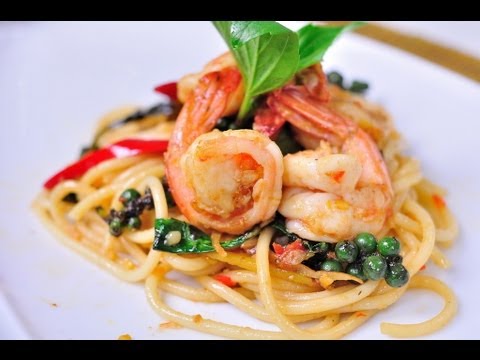 Spaghetti with Spicy Prawn (Spaghetti Kee Mao Goong)